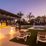 Villa In Las Chapas Playa With Private Heated Pool